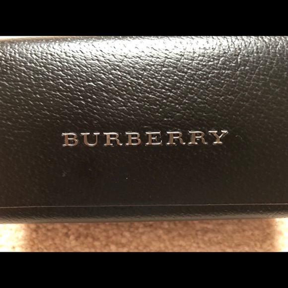 Burberry multi purpose case - Picture 5 of 7